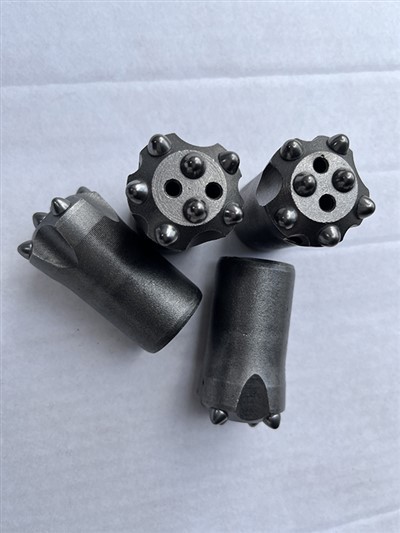 Bergborunarverkfæri