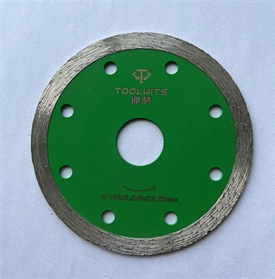 Sintered demantssagarblöð
